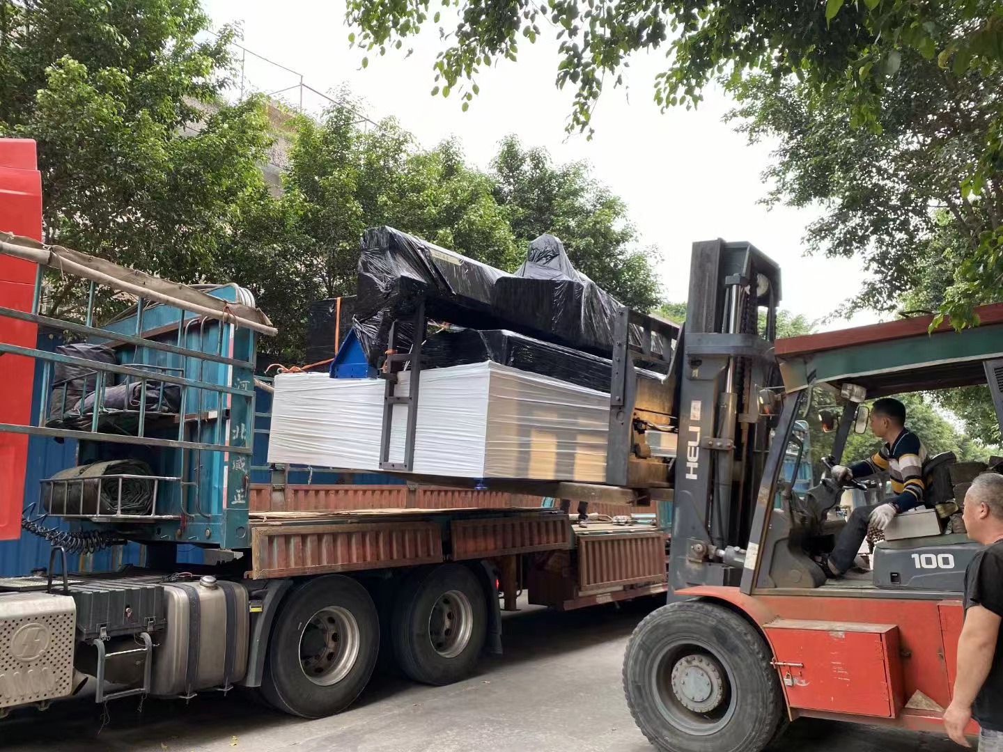 Teenking  waterjet machine shipping to Europe